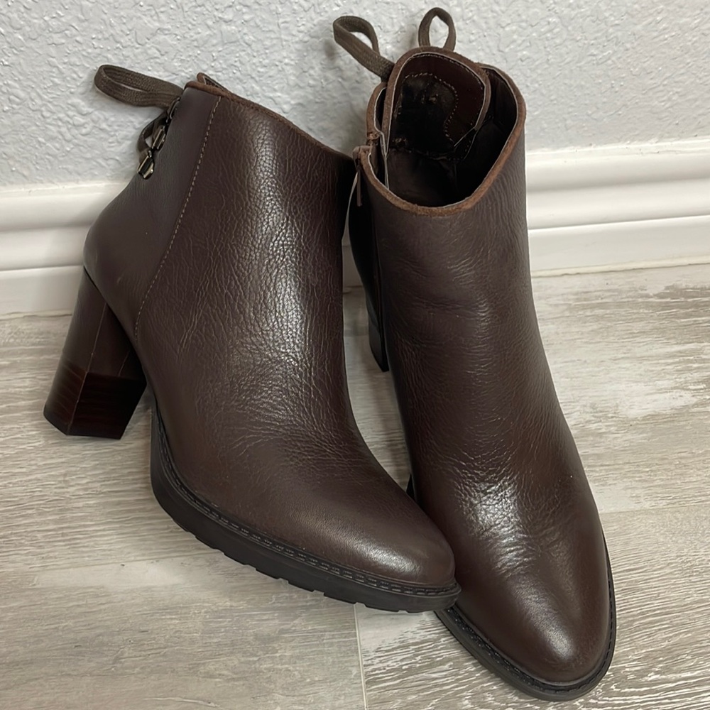 AEROSOLES Brown Ankle Boots